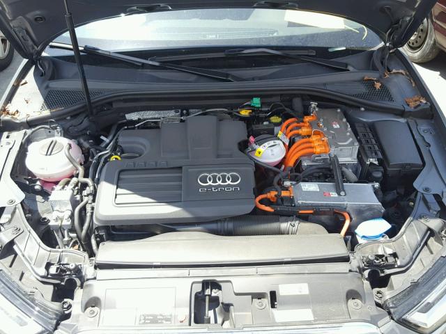 WAUUPBFF2HA146021 - 2017 AUDI A3 E-TRON GRAY photo 7