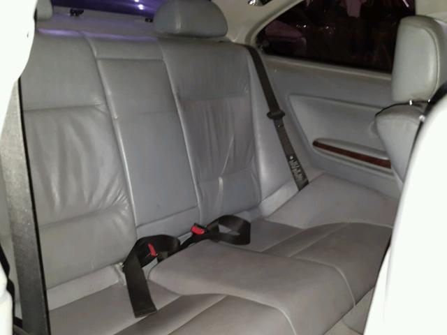 WBABN53401JU36930 - 2001 BMW 330 CI SILVER photo 6