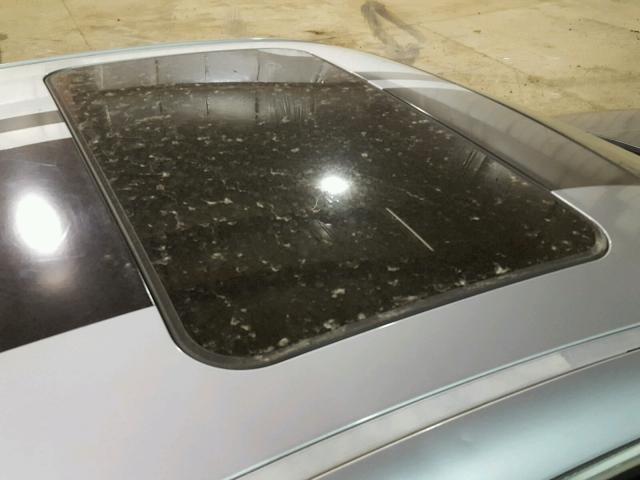 WBABN53401JU36930 - 2001 BMW 330 CI SILVER photo 9