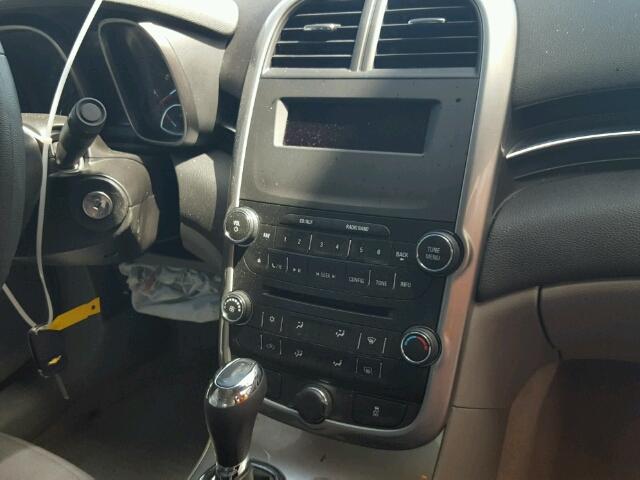 1G11B5SA6GF121732 - 2016 CHEVROLET MALIBU LIM 银色 照片 9