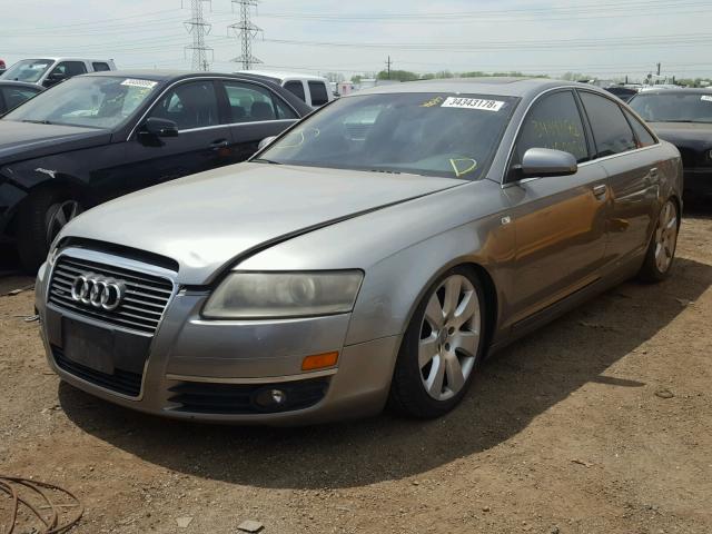 WAUDG74F16N035580 - 2006 AUDI A6 3.2 QUA GRAY photo 2