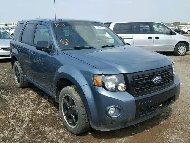 1FMCU9DG8BKA18018 - 2011 FORD ESCAPE XLT BLUE photo 1