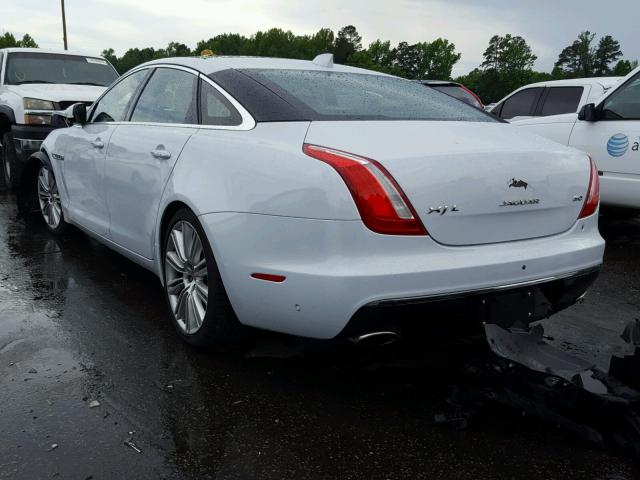 SAJWA2GE2HMW07656 - 2017 JAGUAR XJL SUPERC WHITE photo 3