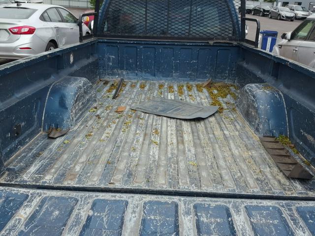 1GTFC24K7LE551381 - 1990 GMC SIERRA C25 BLUE photo 6