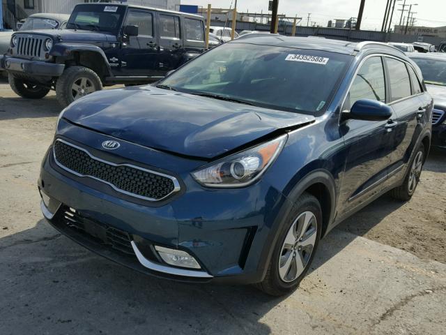 KNDCB3LC2H5104762 - 2017 KIA NIRO FE TEAL photo 2