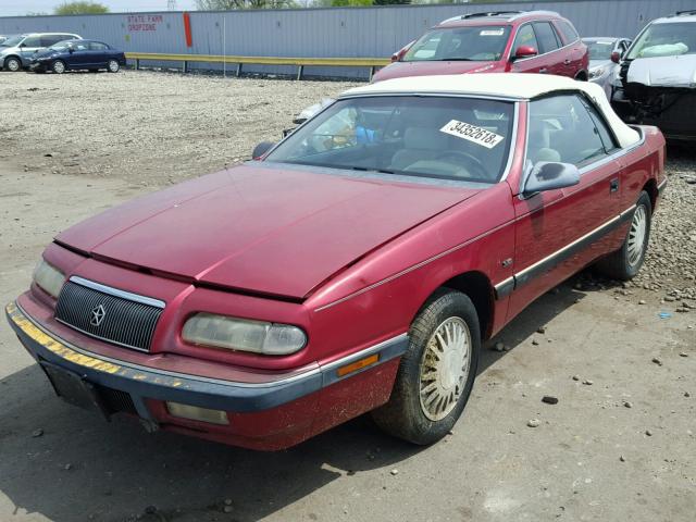 1C3XU5531PF516821 - 1993 CHRYSLER LEBARON LX RED photo 2