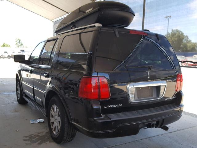 5LMFU27R04LJ11563 - 2004 LINCOLN NAVIGATOR 黑色 照片 3