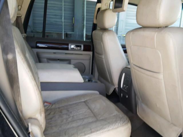5LMFU27R04LJ11563 - 2004 LINCOLN NAVIGATOR 黑色 照片 6