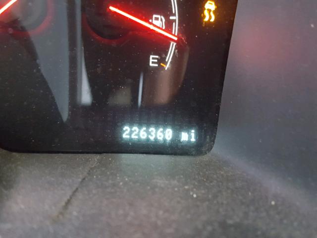 5LMFU27R04LJ11563 - 2004 LINCOLN NAVIGATOR 黑色 照片 8