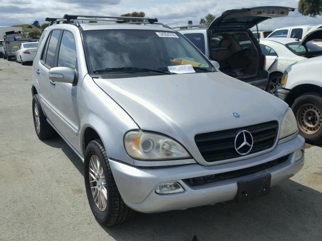 4JGAB75EX2A326232 - 2002 MERCEDES-BENZ ML 500 SILVER photo 1