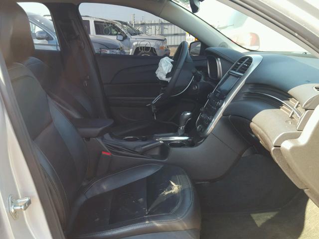 1G11H5SL6EF253130 - 2014 CHEVROLET MALIBU LTZ 银色 照片 5
