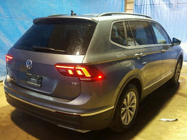 3VV3B7AX2JM081417 - 2018 VOLKSWAGEN TIGUAN SE Сірий фото 4
