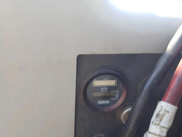 H3590260 - 1994 FORK LIFT WHITE photo 8