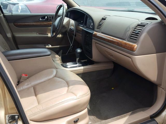 1LNFM97V7WY741045 - 1998 LINCOLN CONTINENTA GOLD photo 5