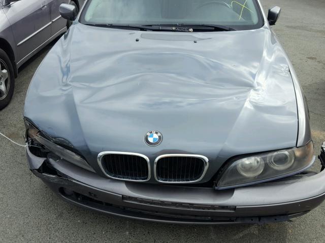 WBADT63402CH98589 - 2002 BMW 530 I AUTO GRAY photo 9