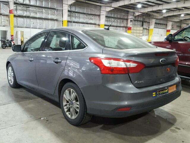 1FAHP3H25CL122576 - 2012 FORD FOCUS SEL GRAY photo 3