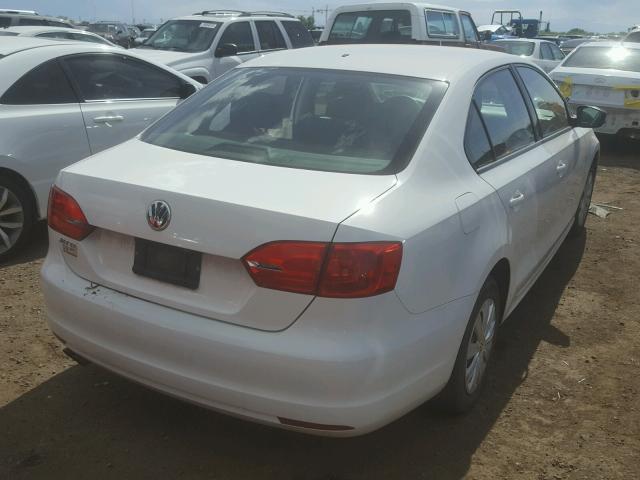 3VW1K7AJ0DM261496 - 2013 VOLKSWAGEN JETTA BASE 白色 照片 4