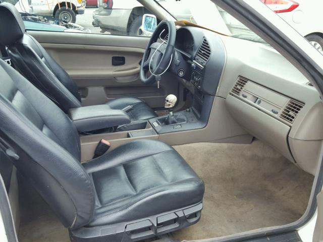WBABE5311NJA01915 - 1992 BMW 318 IS WHITE photo 5