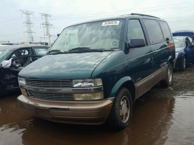 1GNDM19W1YB156140 - 2000 CHEVROLET ASTRO GREEN photo 2