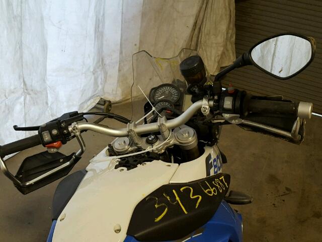 WB1022908CZU04556 - 2012 BMW F800 GS BLUE photo 5