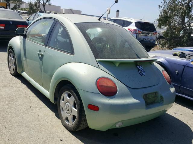 3VWCC21C2YM455818 - 2000 VOLKSWAGEN NEW BEETLE 绿色 照片 3