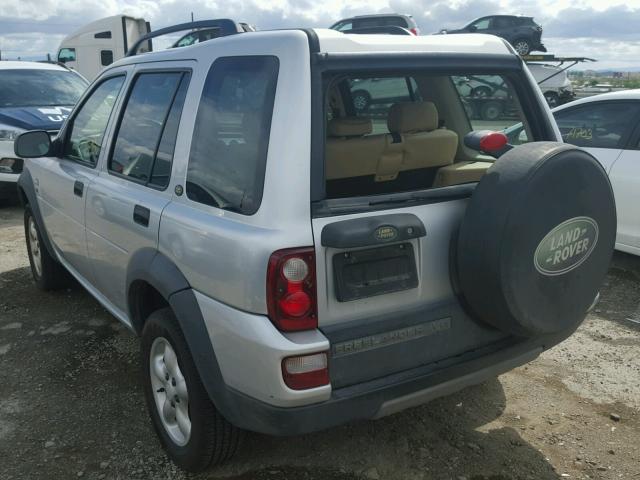 SALNY22244A293385 - 2004 LAND ROVER FREELANDER SILVER photo 3