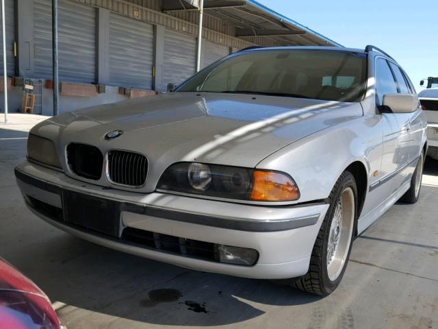 WBADR6349YGN91535 - 2000 BMW 540 IT AUT SILVER photo 2