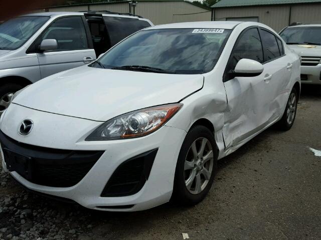 JM1BL1SF3A1341105 - 2010 MAZDA 3 WHITE photo 2