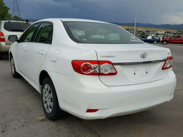 JTDBU4EE6B9135247 - 2011 TOYOTA COROLLA BA WHITE photo 3