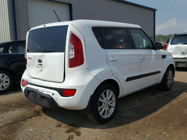 KNDJT2A67C7392299 - 2012 KIA SOUL +/!/S WHITE photo 4