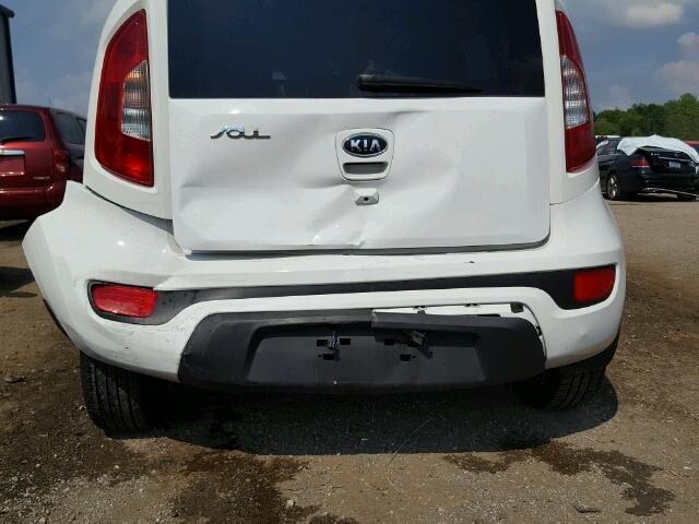 KNDJT2A67C7392299 - 2012 KIA SOUL +/!/S WHITE photo 9