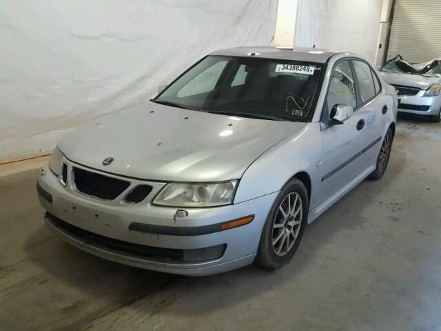 YS3FD49Y041050923 - 2004 SAAB 9-3 ARC SILVER photo 2