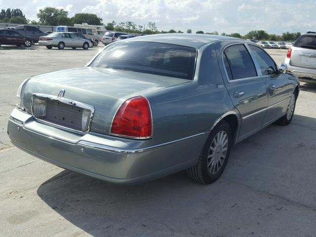 1LNHM81W65Y668821 - 2005 LINCOLN TOWN CAR S GREEN photo 4