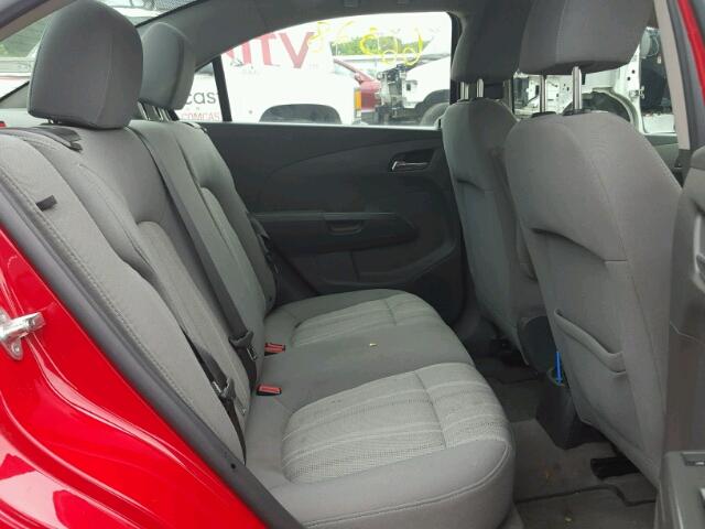 1G1JC5SH1C4105759 - 2012 CHEVROLET SONIC RED photo 6