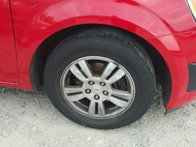 1G1JC5SH1C4105759 - 2012 CHEVROLET SONIC RED photo 9