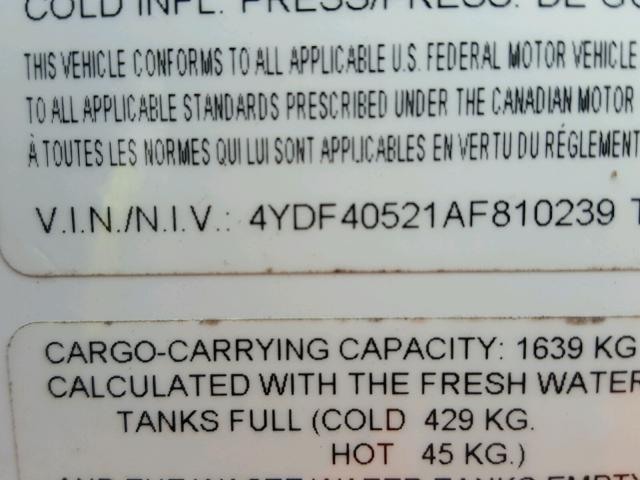 4YDF40521AF810239 - 2010 KEYSTONE MONTANA WHITE photo 8