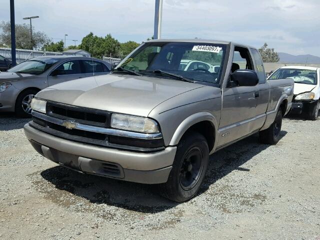 1GCCS19W7Y8246867 - 2000 CHEVROLET S TRUCK S1 GOLD photo 2