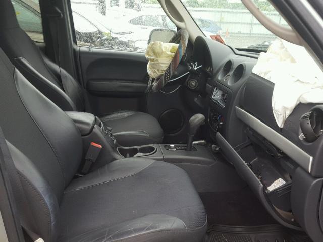 1J8GL38K33W604388 - 2003 JEEP LIBERTY RE 银色 照片 5