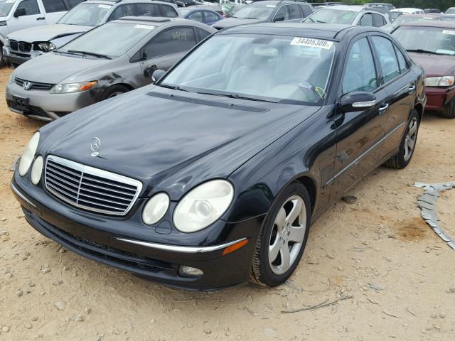 WDBUF70J56A863136 - 2006 MERCEDES-BENZ E 500 BLACK photo 2