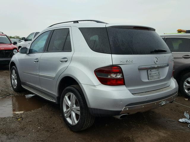 4JGBB75E47A245304 - 2007 MERCEDES-BENZ ML 500 SILVER photo 3