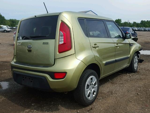 KNDJT2A58C7420487 - 2012 KIA SOUL GREEN photo 4