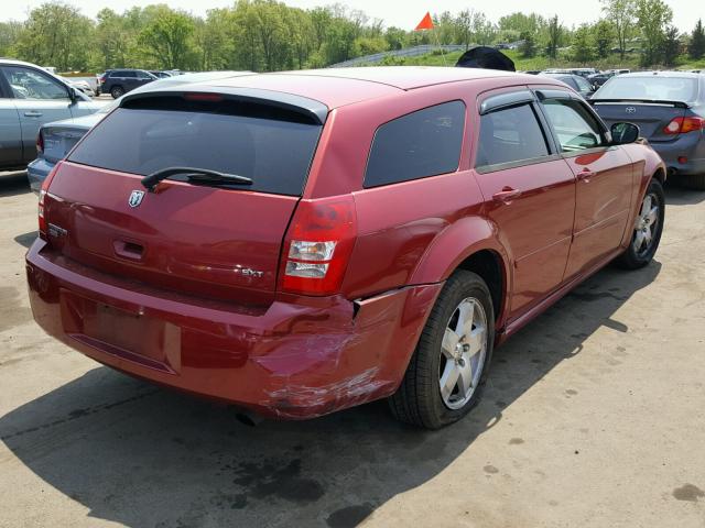 2D8GZ48V85H576144 - 2005 DODGE MAGNUM SXT MAROON photo 4