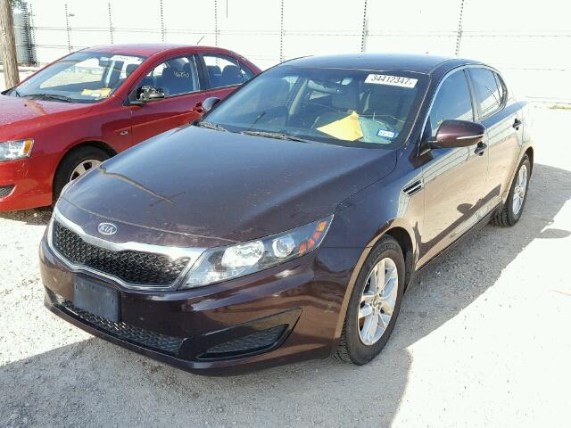 KNAGM4A79B5133137 - 2011 KIA OPTIMA MAROON photo 2