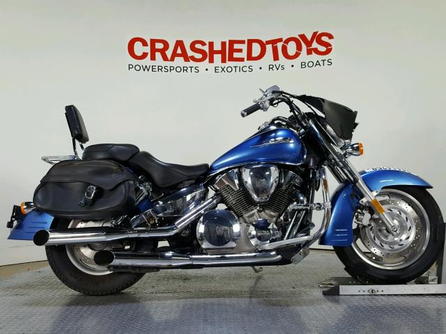 1HFSC52637A405164 - 2007 HONDA VTX1300 R BLUE photo 1