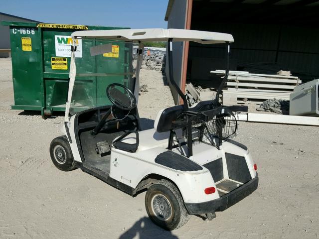 945623 - 2004 EZGO GOLF CART WHITE photo 3