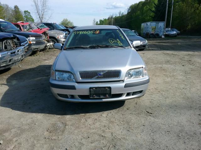 YV1VS29561F620306 - 2001 VOLVO S40 1.9T SILVER photo 9