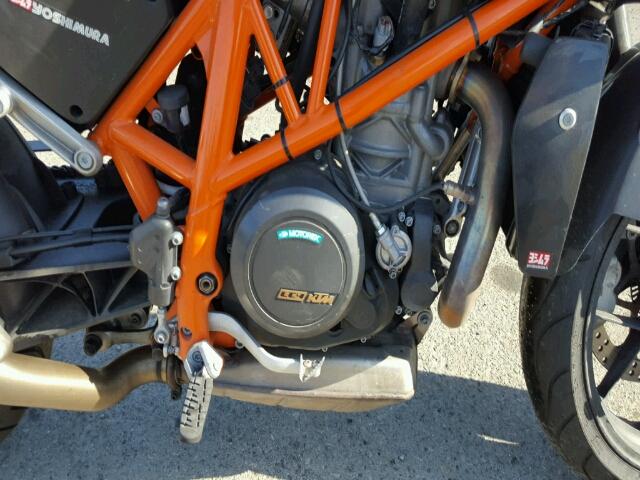 VBKLDT403EM761262 - 2014 KTM 690 DUKE ORANGE photo 7