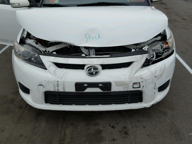 JTKJF5C79B3007872 - 2011 TOYOTA SCION TC 白色 照片 7
