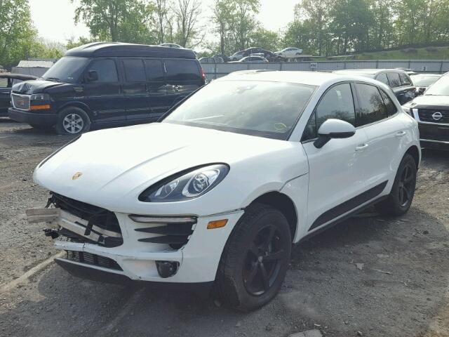 WP1AA2A56HLB06517 - 2017 PORSCHE MACAN WHITE photo 2