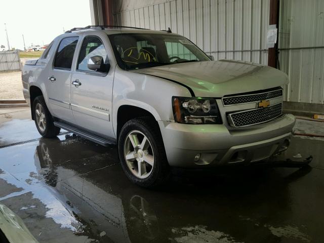 3GNTKGE74CG141621 - 2012 CHEVROLET AVALANCHE SILVER photo 1